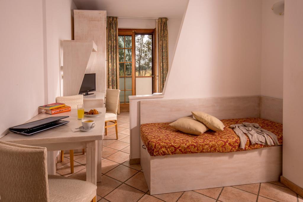 Tris Hotel Orbetello Szoba fotó