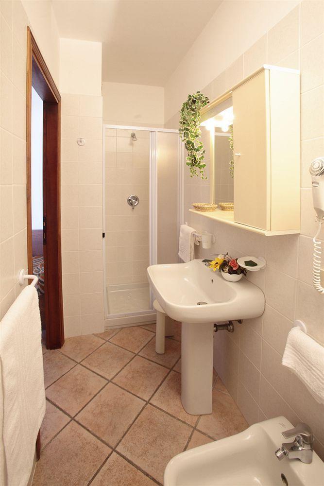 Tris Hotel Orbetello Kültér fotó